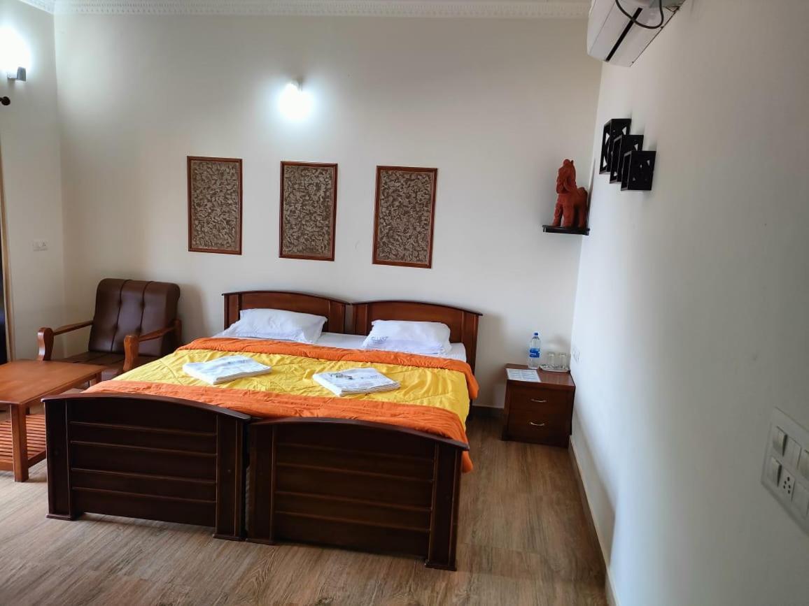 Club 7 Beach Resort Kannur Room photo