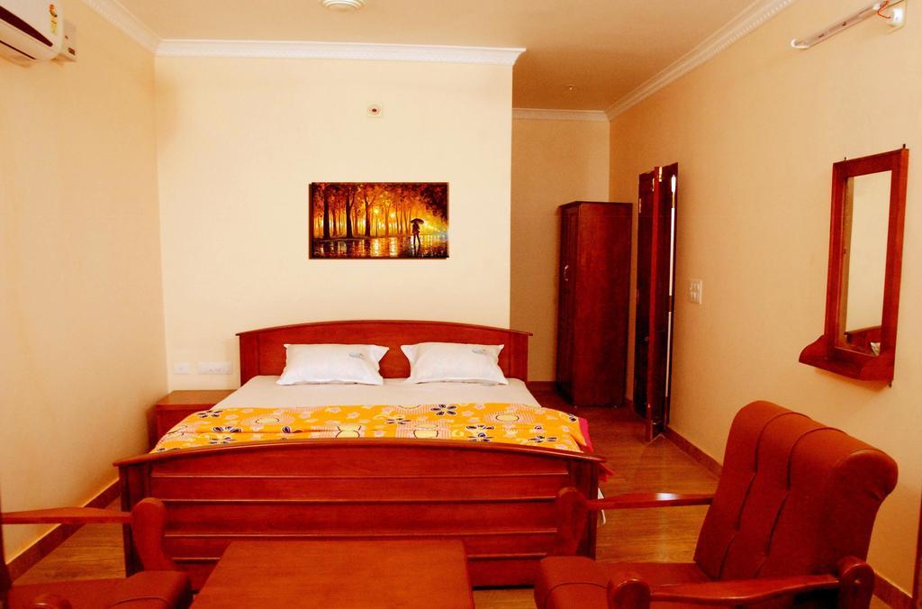 Club 7 Beach Resort Kannur Room photo